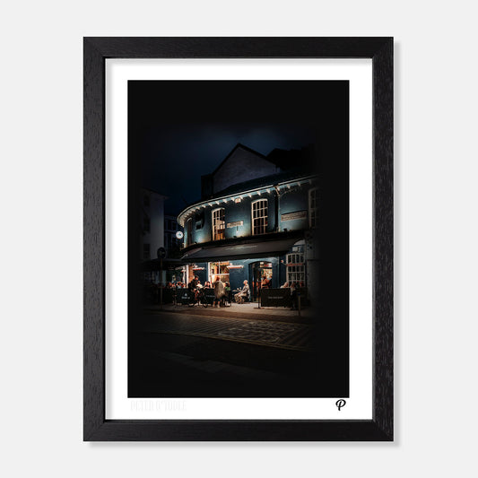The Roundy Pub print
